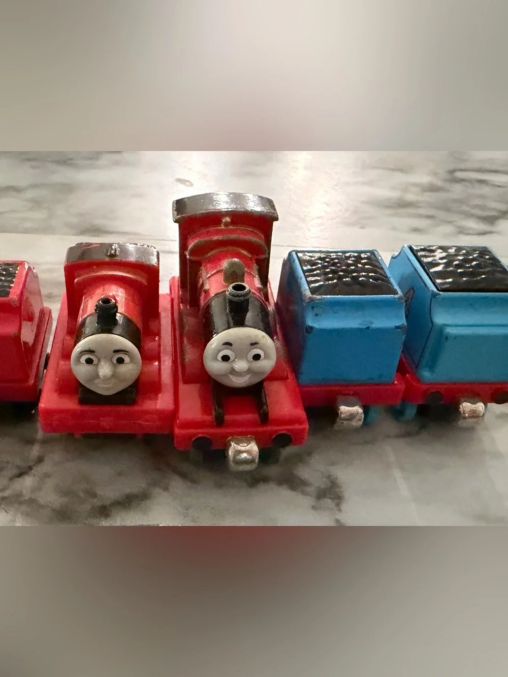 Lot of 13 Thomas & Friends Magnetic & Mini Trains – 8 Magnetic, 5 Mini